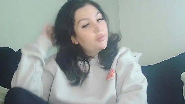 magical mia online show from November 13, 11:20 am