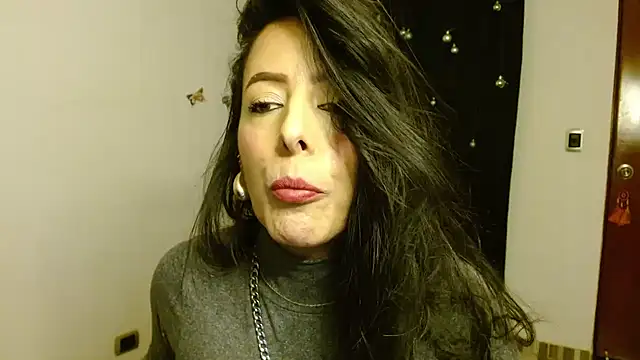 ella peck online show from November 12, 3:48 am