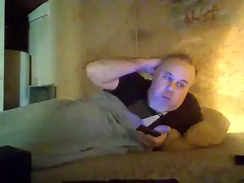 Nightshade7712 online show from September 8, 9:14 pm