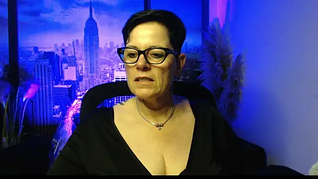 ninarandmann online show from November 25, 7:04 pm