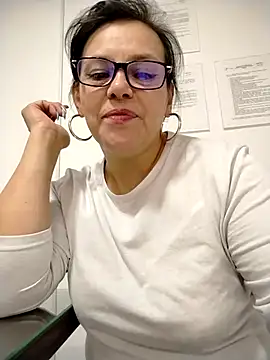 Natasha miilf online show from February 17, 3:44 pm