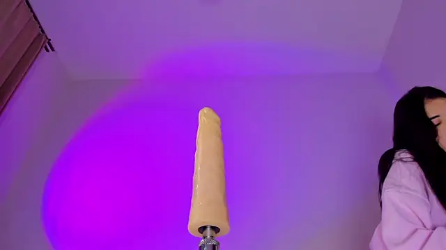 maakimo online show from April 10, 3:12 am