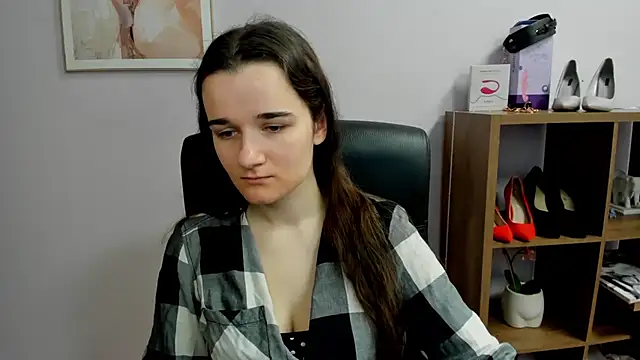 KateDelight online show from March 14, 7:53 am