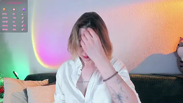  ccrystaa  online show from December 22, 3:53 am