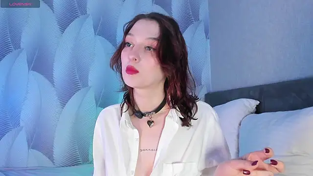  ccrystaa  online show from September 9, 6:24 am