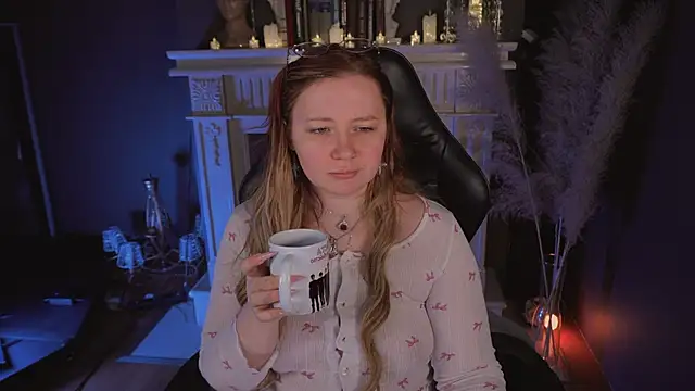 carolina elf online show from January 17, 5:37 am