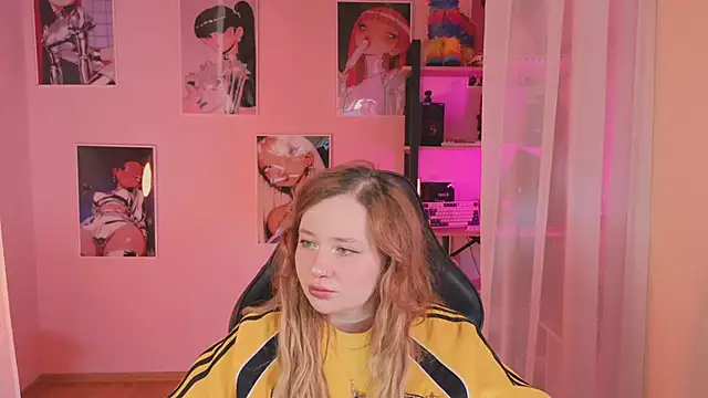 carolina elf online show from April 18, 5:32 am