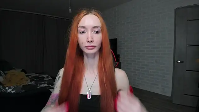 Snapshot of Roxy_Silver chatting on October 25, 9:10 pm Roxy Silver online show from October 25, 9:10 pm