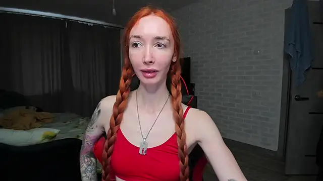 Roxy Silver online show from November 8, 7:13 am