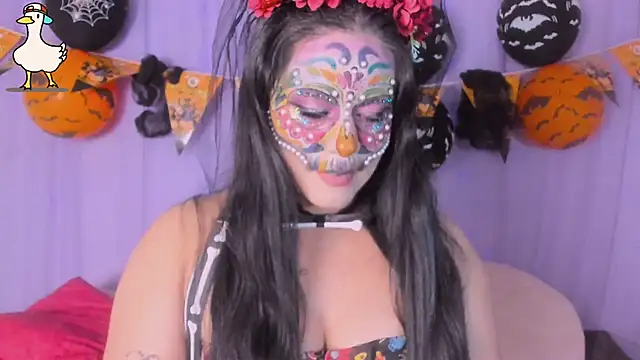  niiky online show from October 28, 1:06 pm