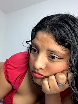 Snapshot of tati__22 chatting on September 10, 5:57 pm tati  22 online show from September 10, 5:57 pm