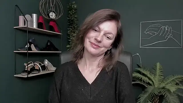 VivianWILD online show from November 17, 10:38 am