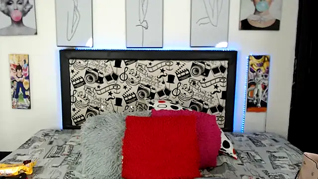 Rihana14 online show from March 27, 10:43 pm