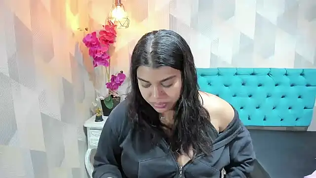 LindaBreeS online show from March 14, 3:46 pm