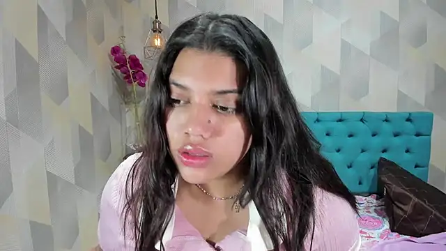 LindaBreeS online show from September 11, 4:57 am