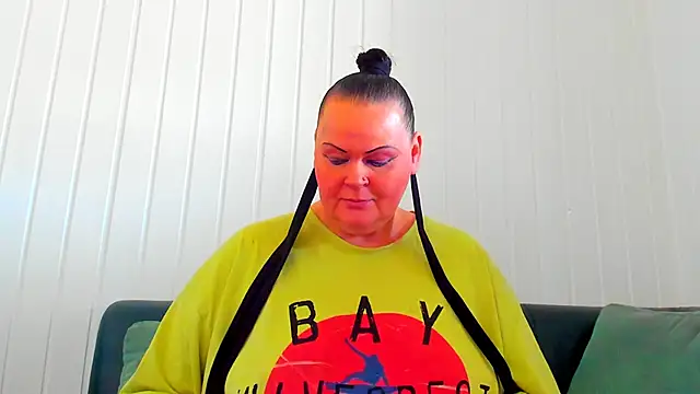 MilanaBiegert online show from March 12, 1:03 pm