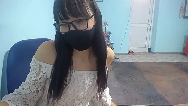 elllaaxx online show from January 12, 6:07 am