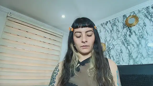 Naughty Kittenm online show from November 12, 11:41 am