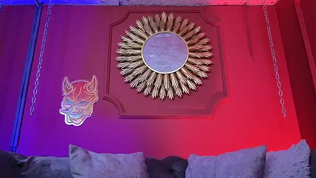 Julieta Russell online show from November 11, 12:13 pm