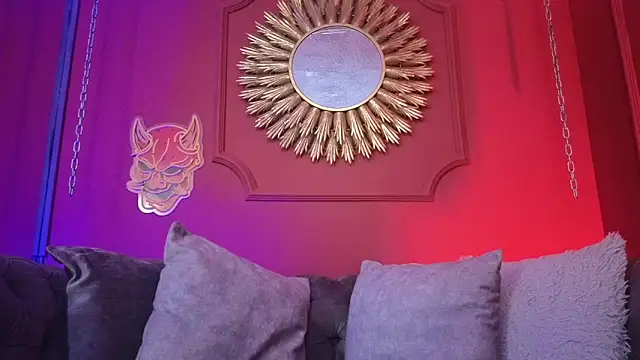 Julieta Russell online show from November 13, 12:26 pm