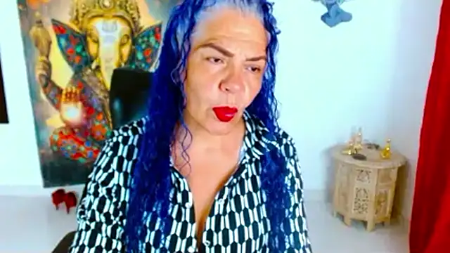 freyadevil333 online show from November 8, 4:06 am