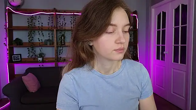 Ksuhesa online show from February 15, 8:02 am