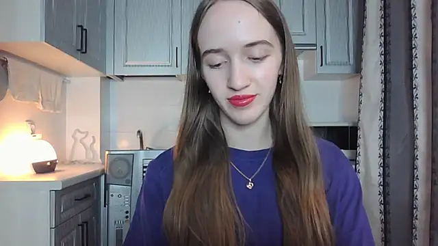 leslie my lovee online show from September 29, 7:08 pm