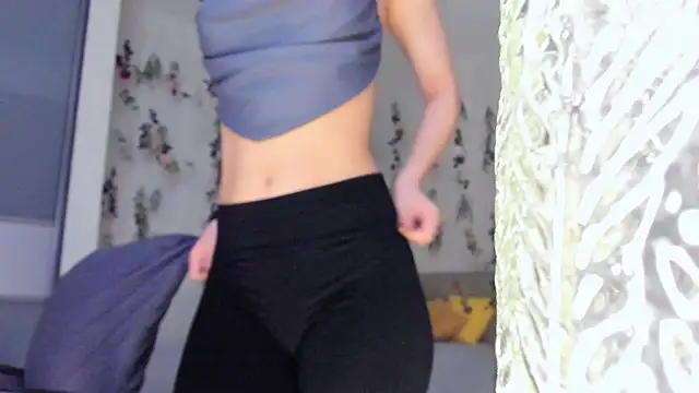 AgnieszkaBanana online show from November 15, 8:10 pm