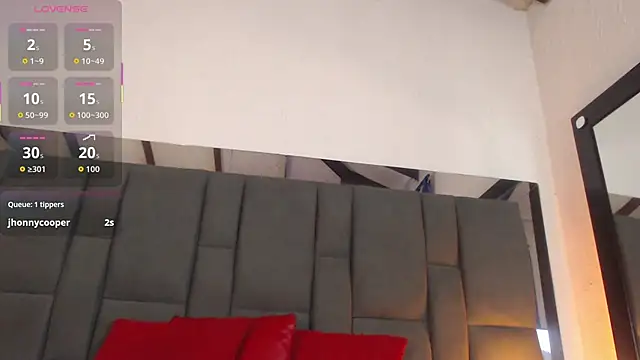 SELENA BIGBOOBS online show from March 18, 1:49 pm