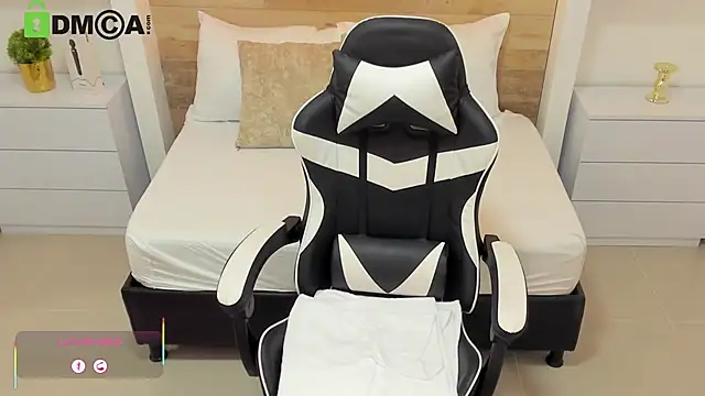 candy summer28 online show from September 26, 7:55 pm