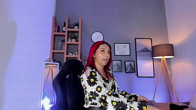 helenaduque  online show from March 21, 12:10 pm