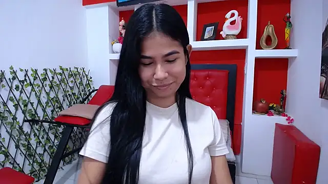 Letty Plugxo online show from January 11, 6:46 pm