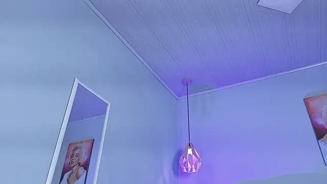 ScarletGV online show from November 21, 5:31 am