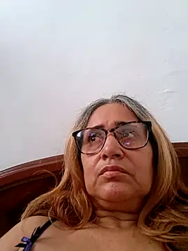  candi online show from February 1, 7:12 pm