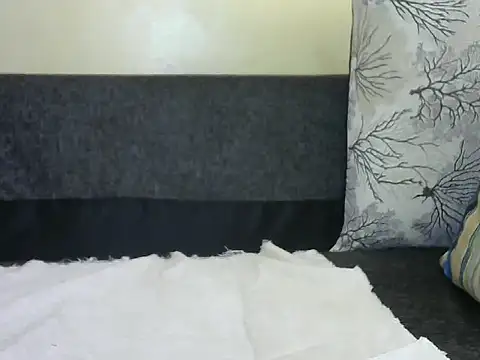 Sugarbaby32 online show from November 8, 5:56 am