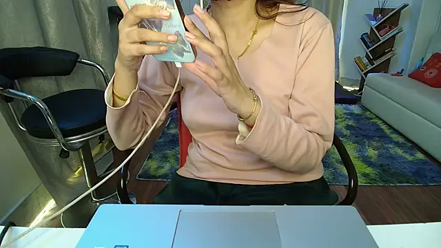 Jen jennyy1 online show from November 26, 3:29 am