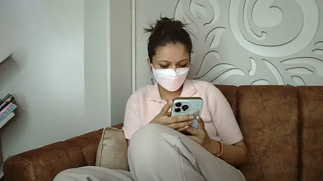 Jen jennyy1 online show from December 4, 7:03 pm