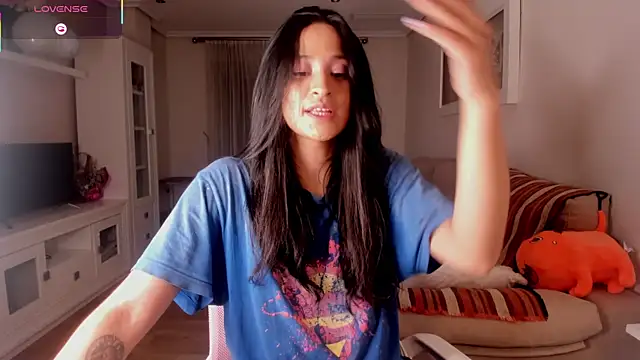 bella apont online show from November 16, 12:12 am