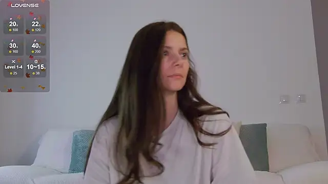 LilyRoselyn online show from October 31, 4:14 am