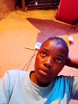 cute naimah online show from February 6, 7:23 am