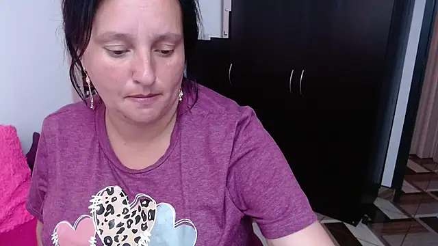 CristialJones  online show from October 6, 2:45 pm