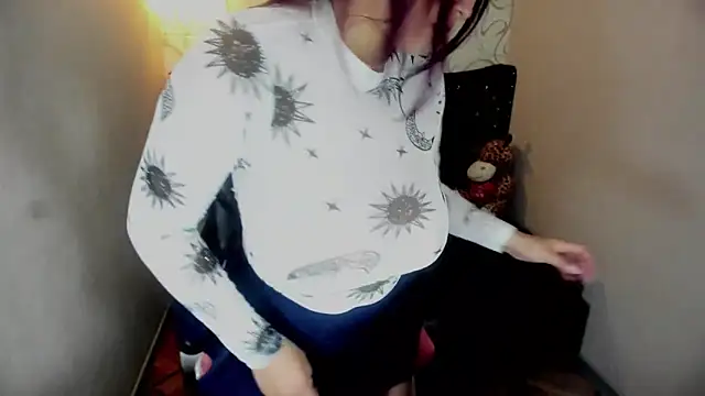 moniquehicks online show from March 12, 5:15 pm