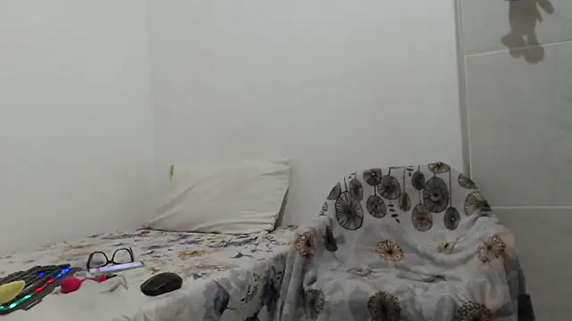 madonna101 online show from February 25, 7:23 pm