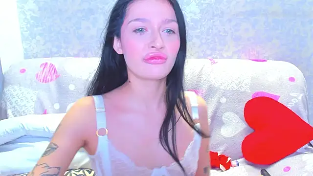 Vanessa Florence online show from January 9, 1:32 am