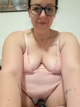 fekete demon online show from February 22, 7:53 am