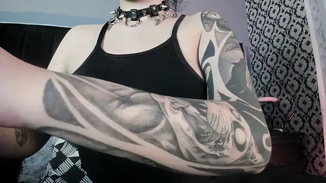 Adeelinee online show from February 20, 8:09 pm