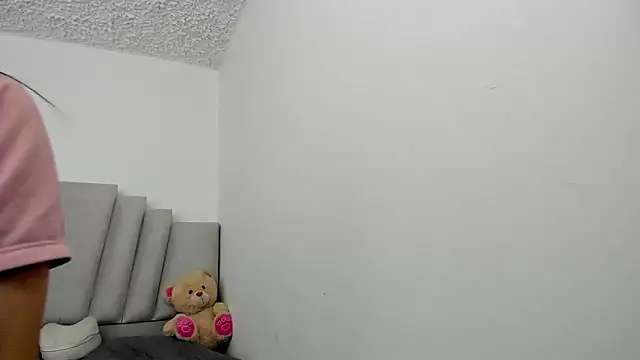 samantha  wilson online show from January 13, 4:33 pm