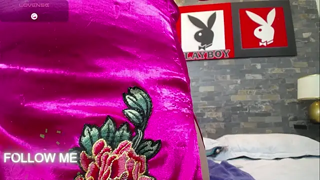 dayadubey  online show from April 14, 11:43 am