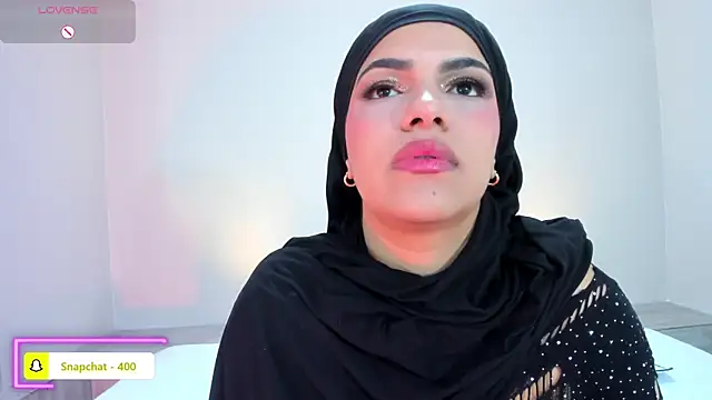 Umarani  online show from April 14, 7:03 pm