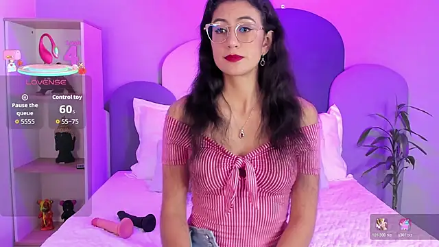 SophieGomez22 online show from December 20, 11:36 am